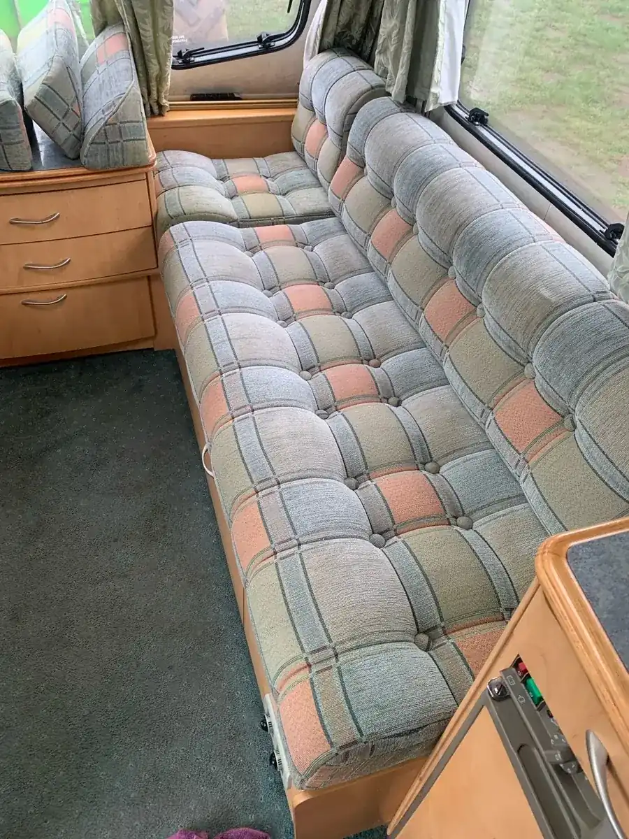 Static caravan and holiday let carpet cleaning in North Lincolnshire by W.M Carpet Cleaning